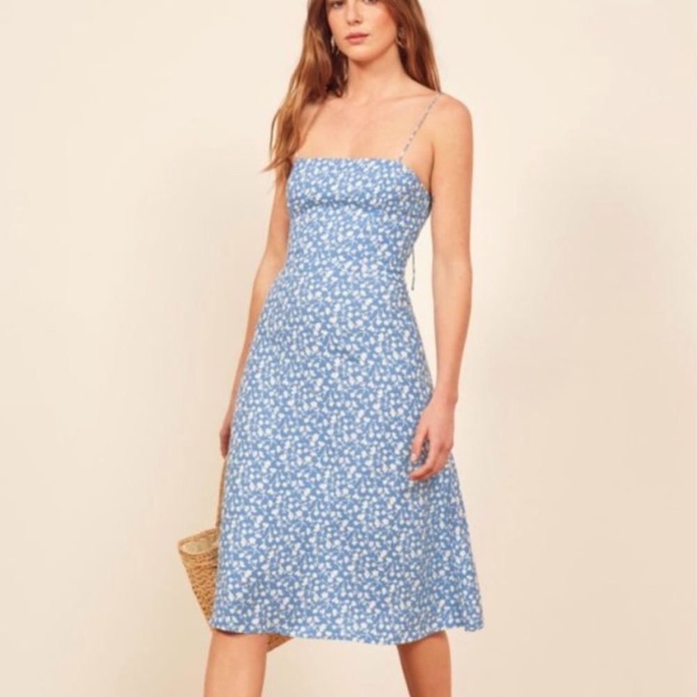 Reformation blue and white flowered midi dress XS